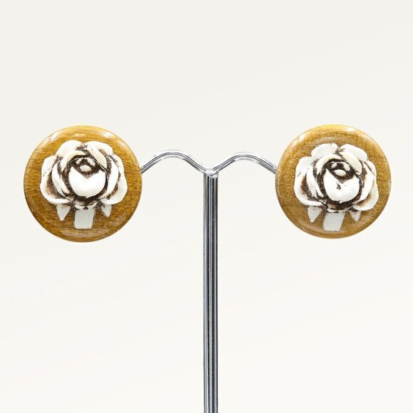 Vintage Cream Rose Screw Back Earrings | Classic Floral - Picture 4 of 5
